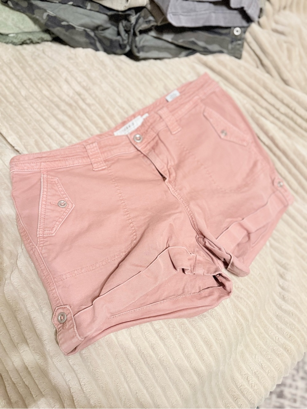 Women’s Pink Cargo Shorts